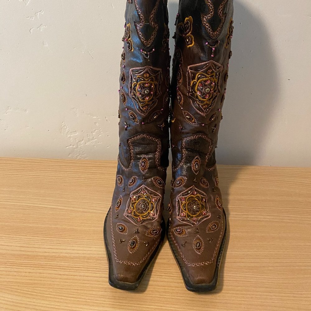 Beaded Cowgirl Boots! PERFECT CONDITION. Brand unknown.